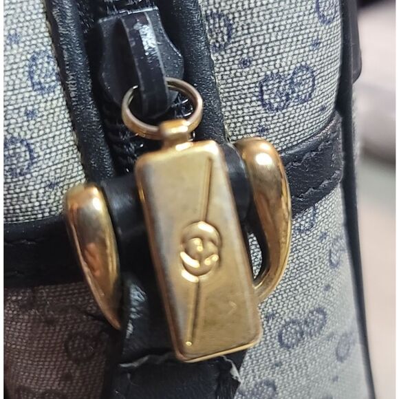 Gucci Navy Blue Canvas Supreme Micro GG Blue Trim Crossbody Bag VINTAGE - Picture 10 of 16